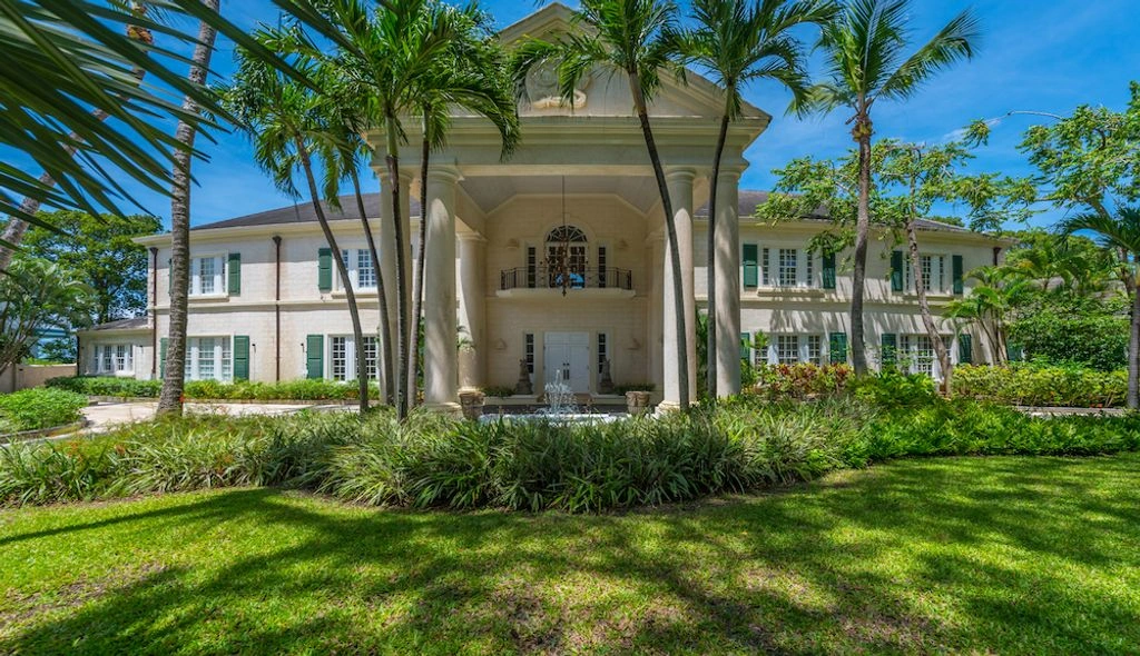 Luxurious villa in Cove Springs, Barbados