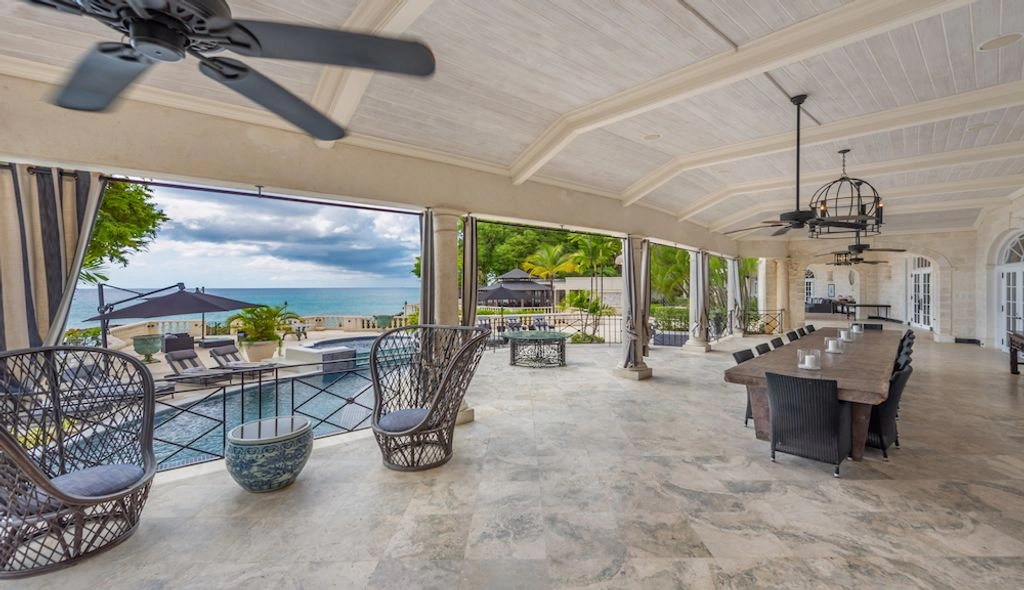 Luxurious villa in Cove Springs, Barbados