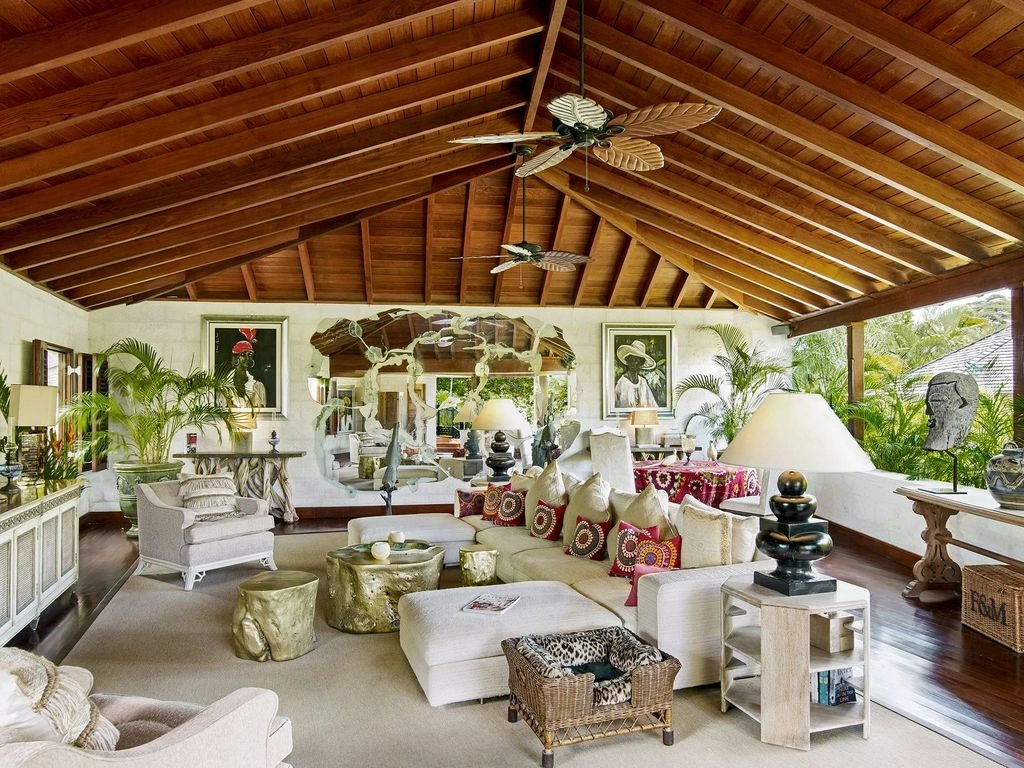 Luxurious villa in Speightstown, Barbados