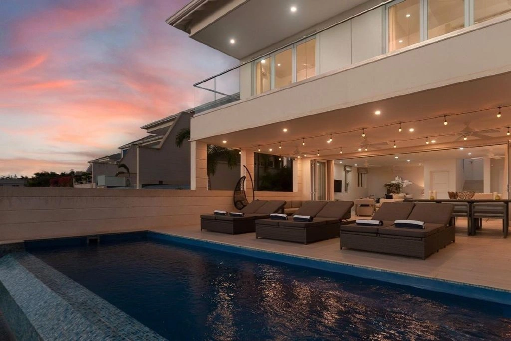 Luxurious villa in St. James, Barbados