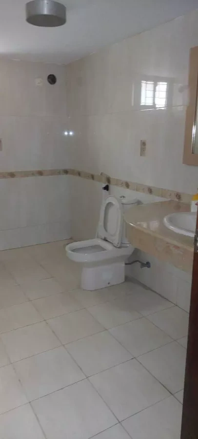 Spacious apartment 230 m2 in Dhaka, Bangladesh