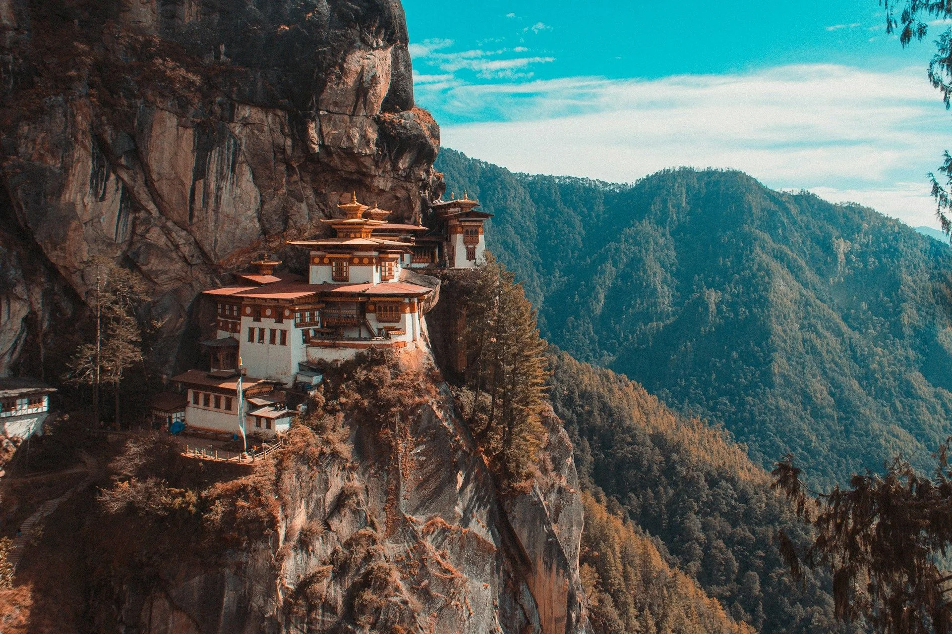 Buy Property for Investment in Bhutan – Real Estate for Expats | VelesClub Int.
