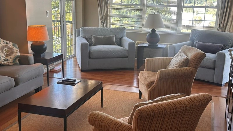 Furnished penthouse 111 m2 in Hamilton, Bermuda