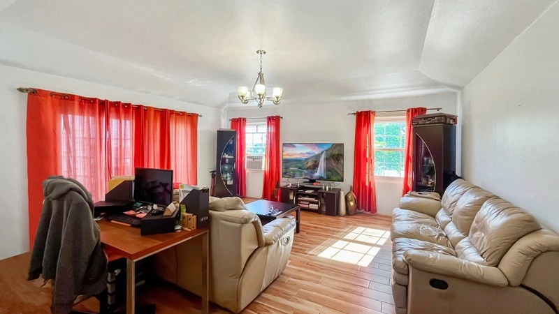 Hamilton, Bermuda'da geniş 149 m²'lik ev