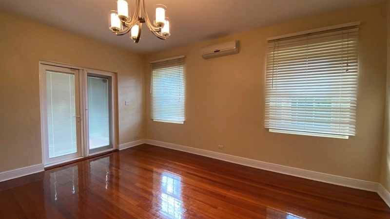 Spacious house 191 m2 in Hamilton, Bermuda