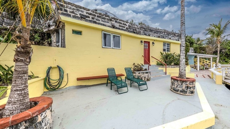 Spacious house 158 m2 in Warwick, Bermuda