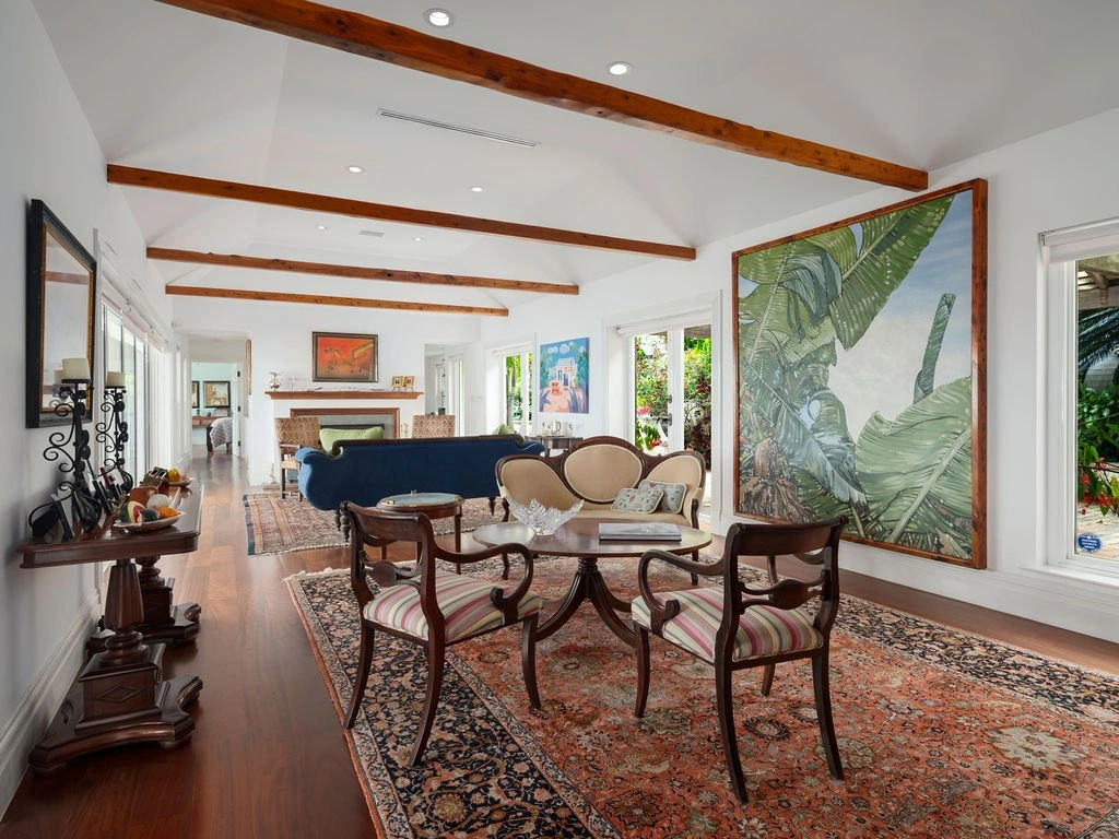 Spacious cottage 520 m2 in Warwick, Bermuda