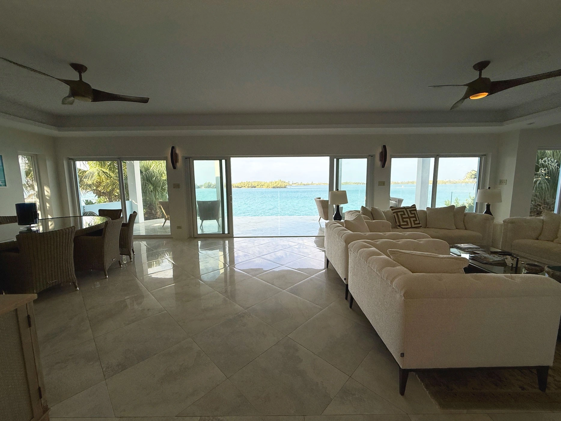 Casa renovada 371 m² em Warwick, Bermuda