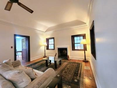 Spacious house 385 m2 in Southampton, Bermuda