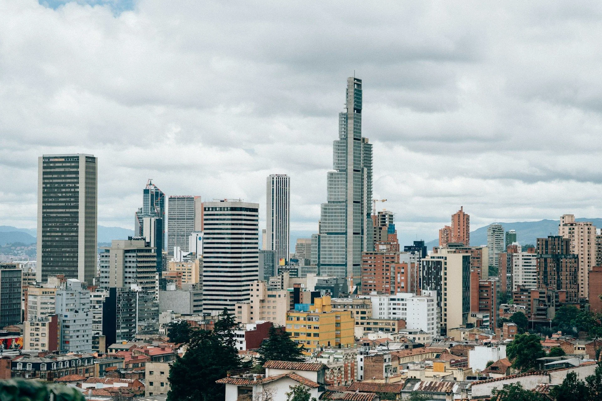 Adquiere listas de inversión verificadas en Bogotá | VelesClub Int.