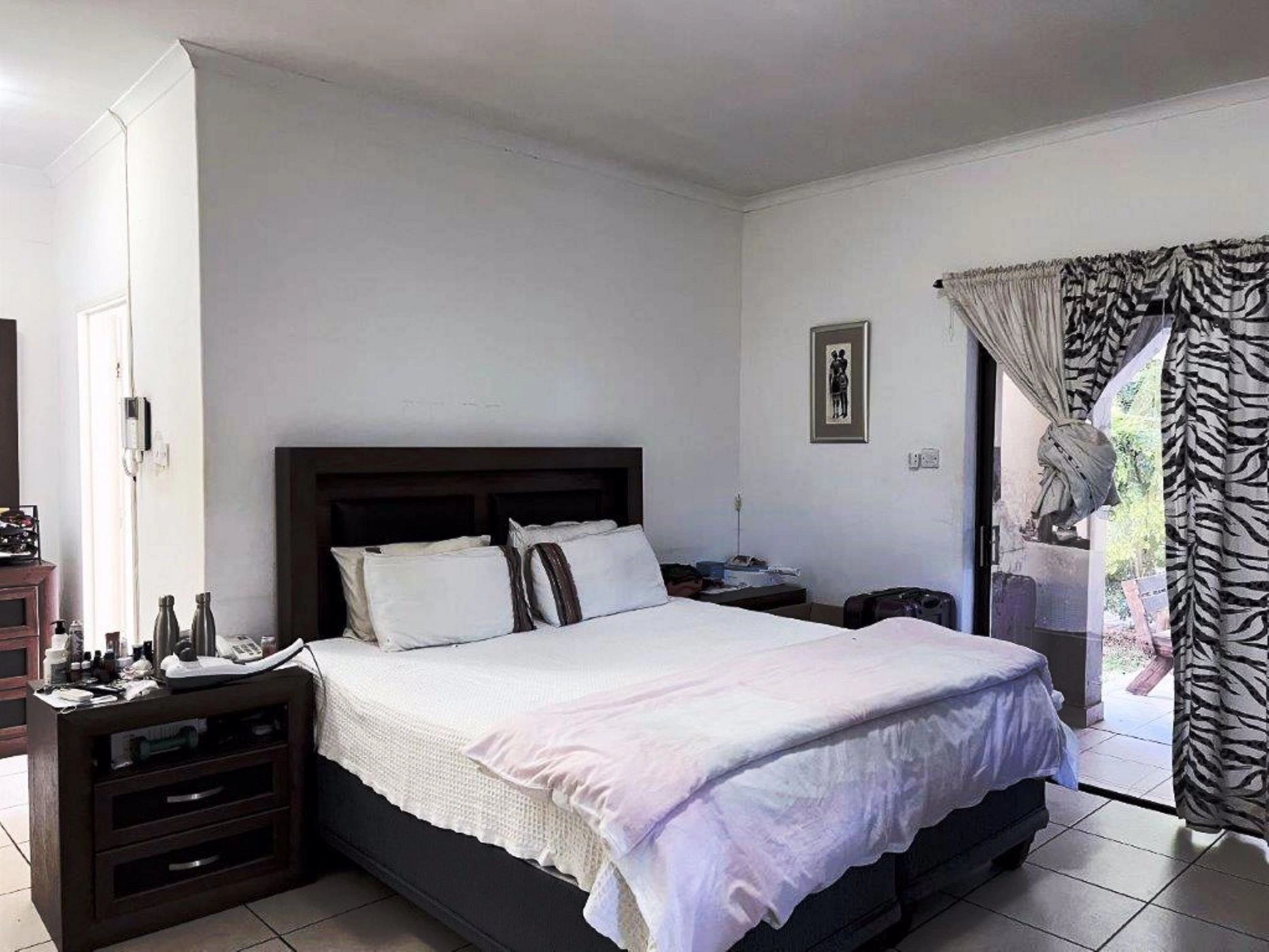 Spacious house 875 m2 in Gaborone, Botswana