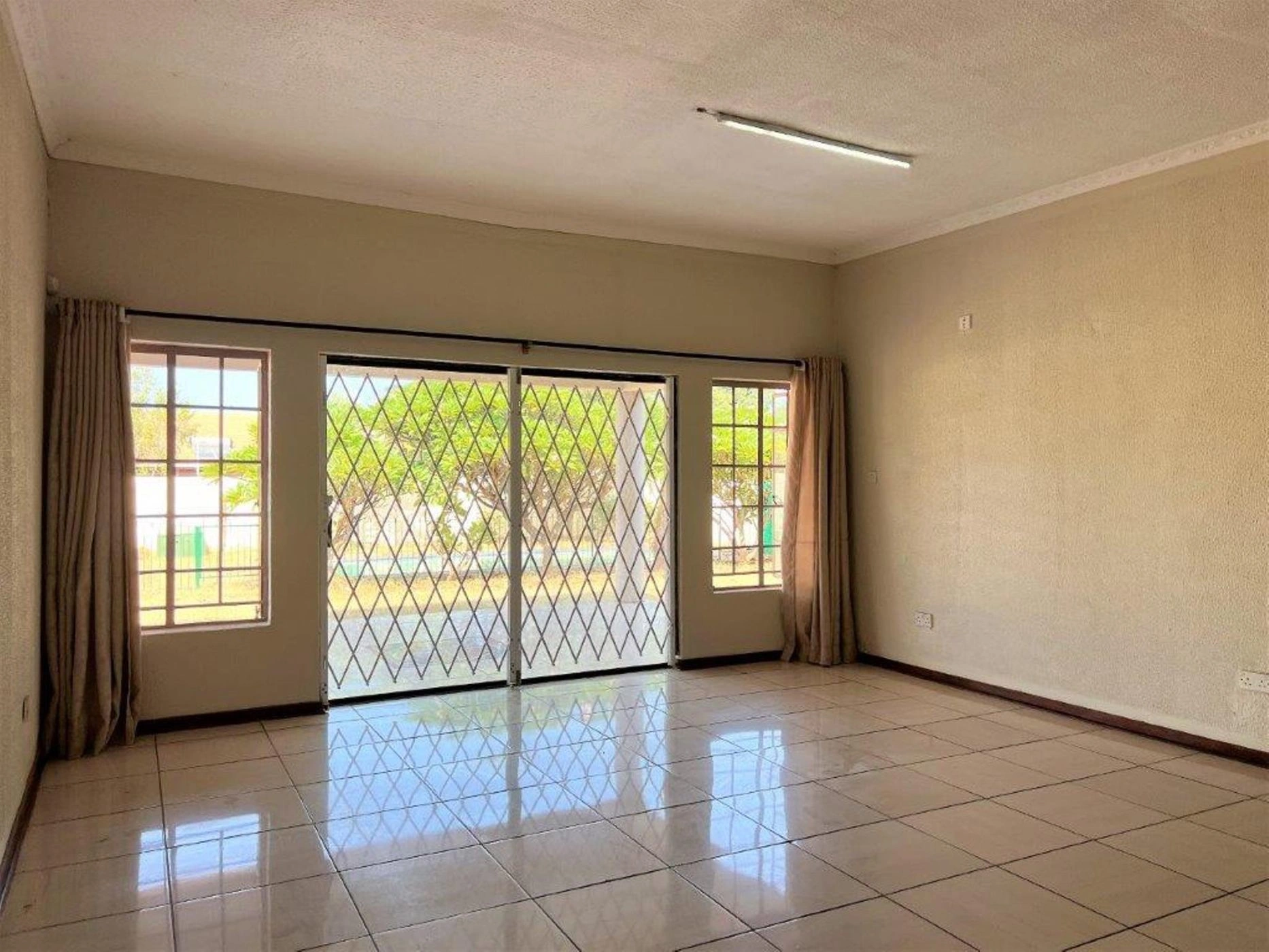 Spacious house 260 m2 in Gaborone, Botswana