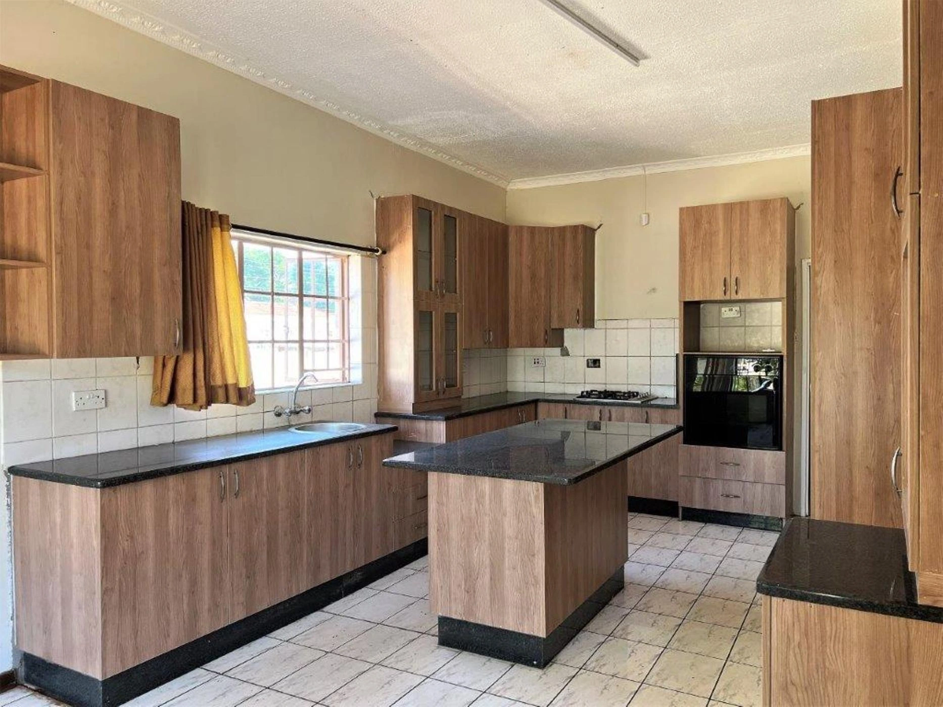 Spacious house 260 m2 in Gaborone, Botswana