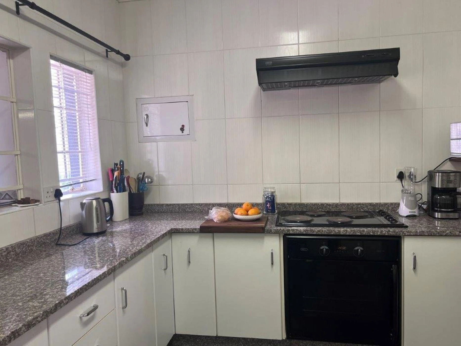 Меблированный дом, 254 м², Габороне, Ботсвана