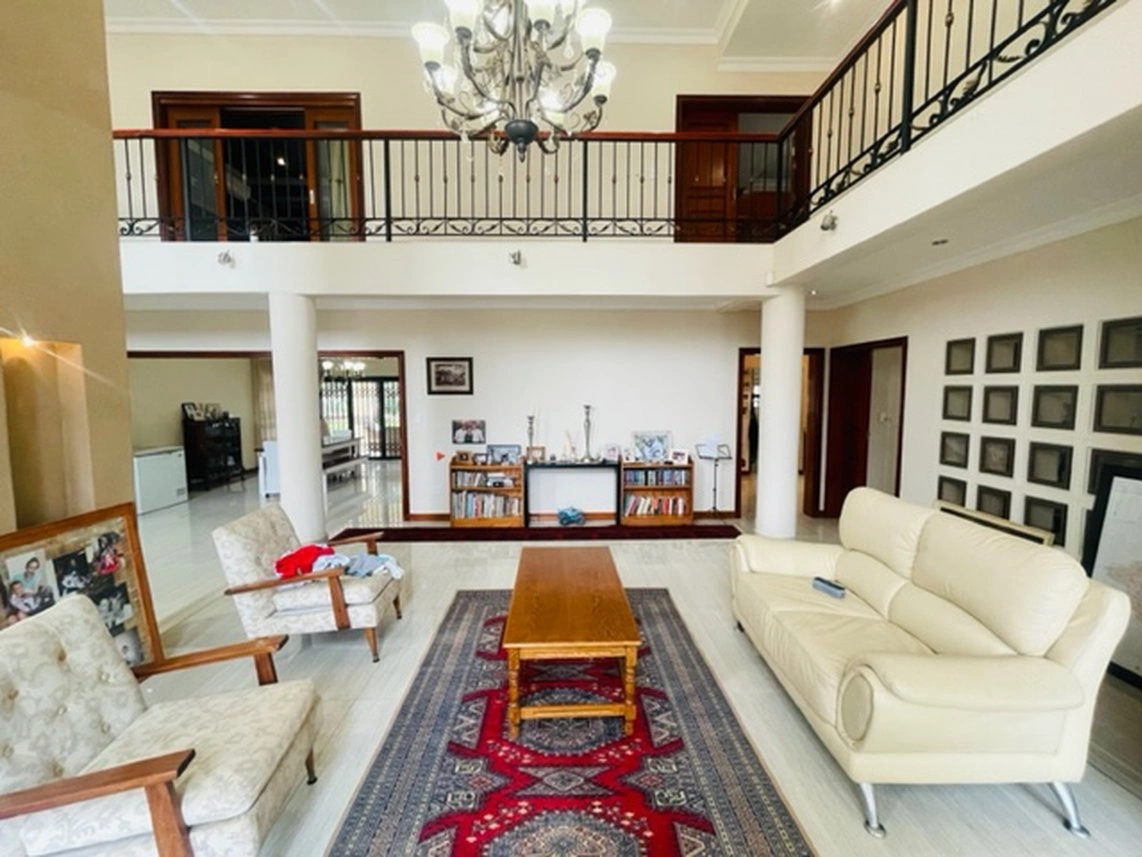 House 544 m2 in Gaborone, Botswana