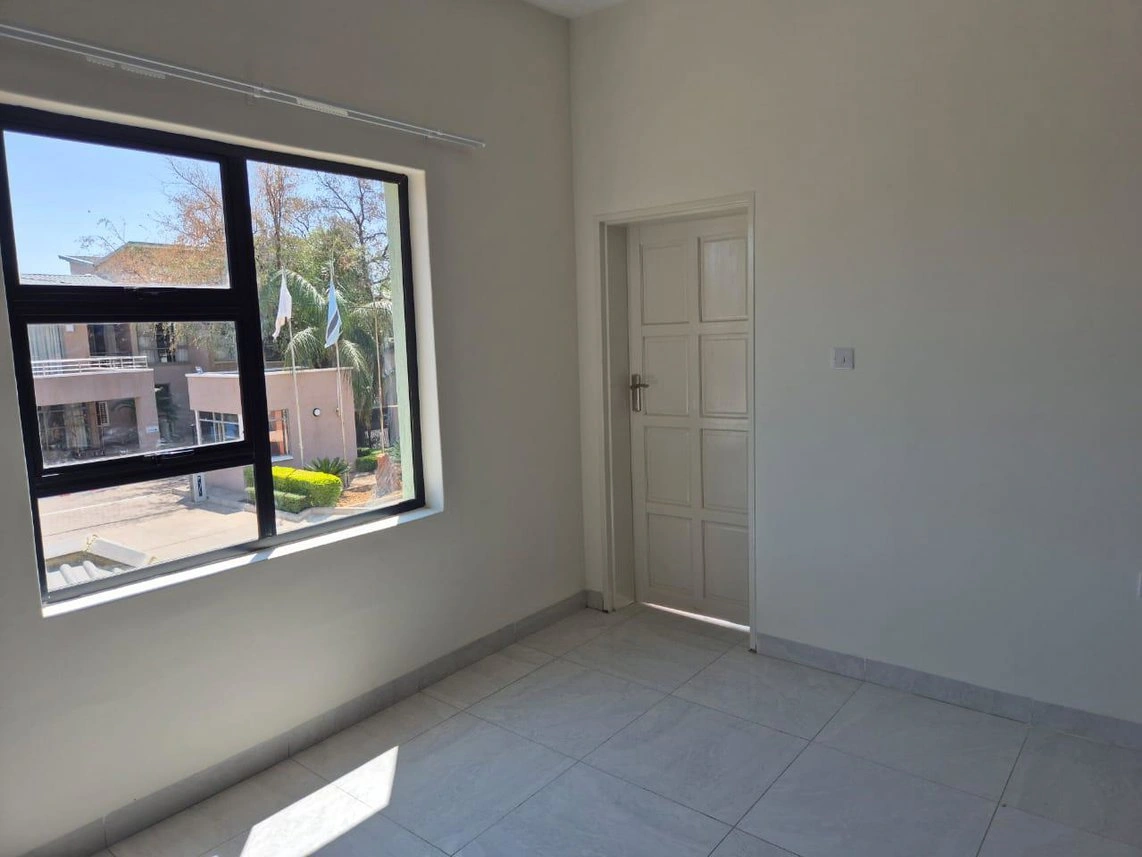 गाबोरोन, बोत्सवाना में परिवार के लिए उपयुक्त 2+1 अपार्टमेंट