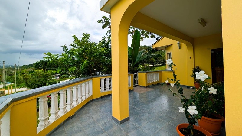 Furnished villa 570 m2 in San Ignacio, Belize
