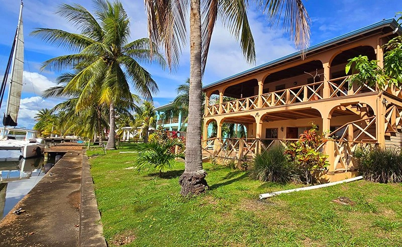 Furnished villa 265 m2 in Placencia, Belize