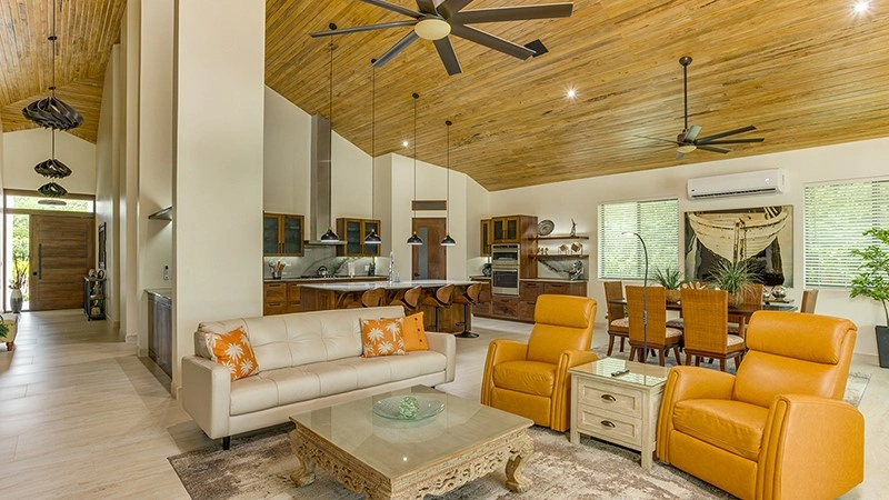 Brand-new villa 302 m2 in Placencia, Belize