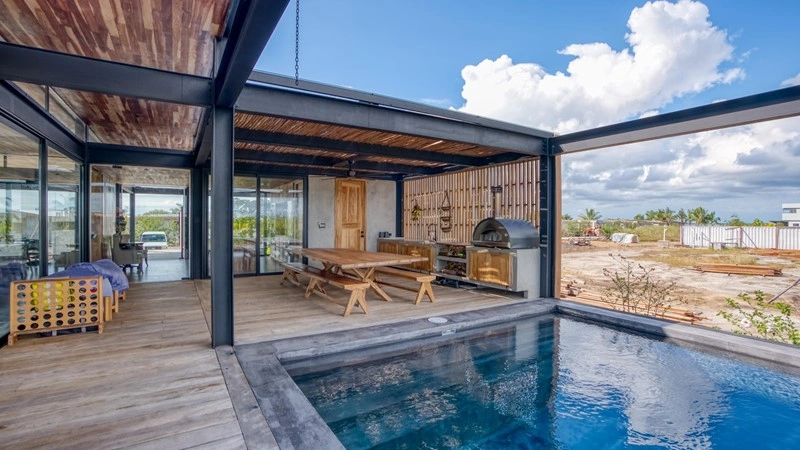 Spacious villa 451 m2 in Placencia, Belize