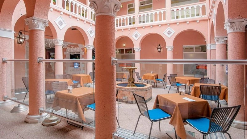 مساحات تجارية متعددة الاستخدام بمساحة 3412 م² في هاميلتون