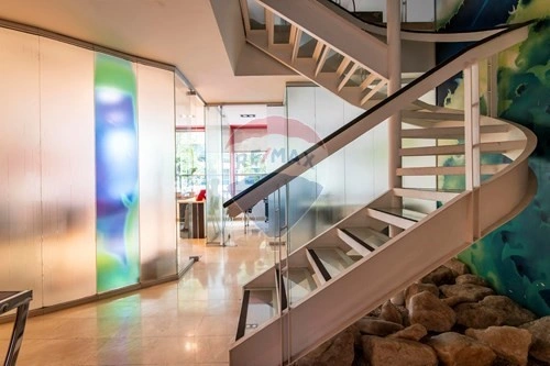 智利圣地亚哥 161 m2 高端商业用房