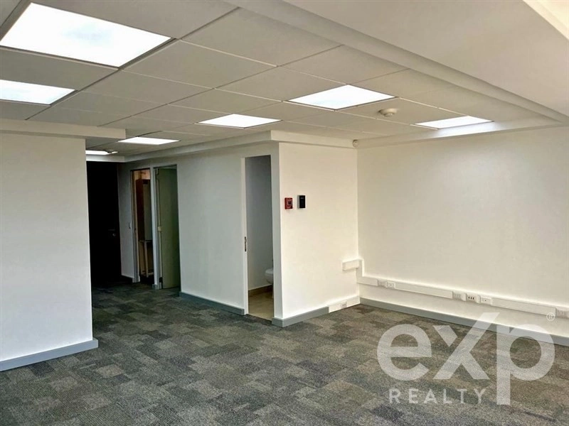 智利拉塞雷纳 53 m² 翻新办公室