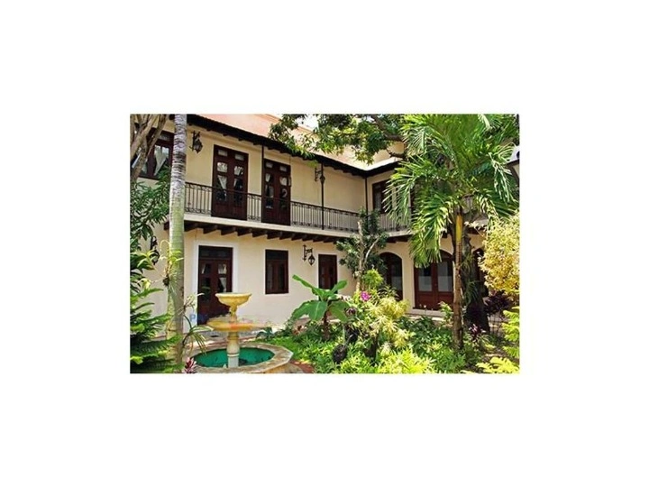 Santo Domingo, Dominik Cumhuriyeti'nde stratejik 329 m² otel