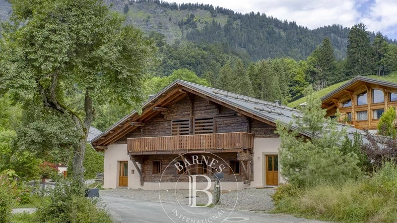 法国奥弗涅-罗讷-阿尔卑斯 325 m² 现代农庄