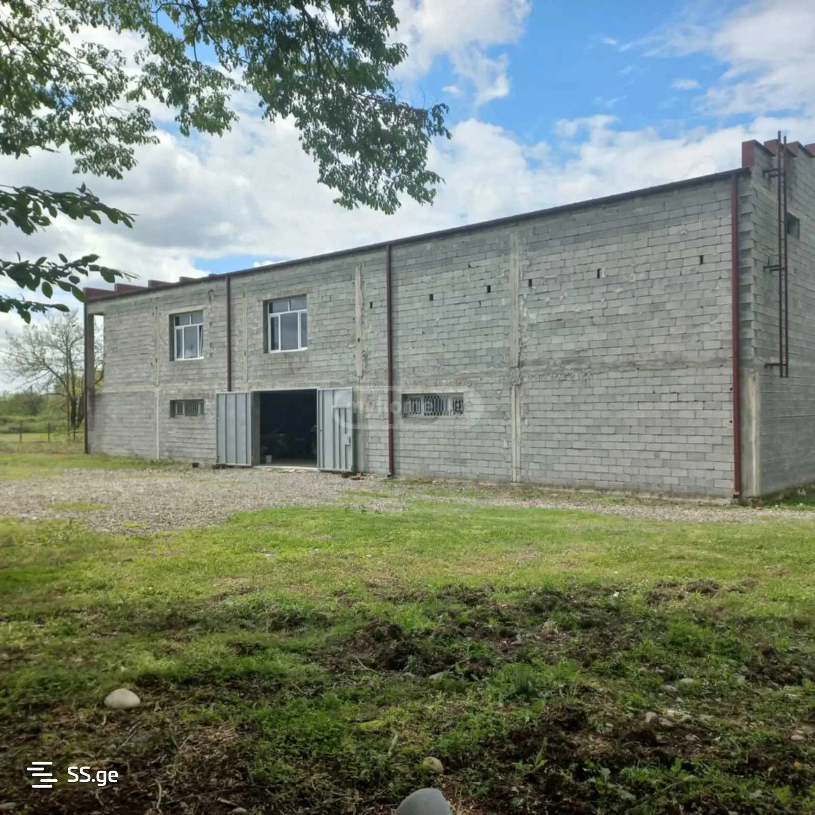Warehouse 900 m² in Zugdidi, Georgia