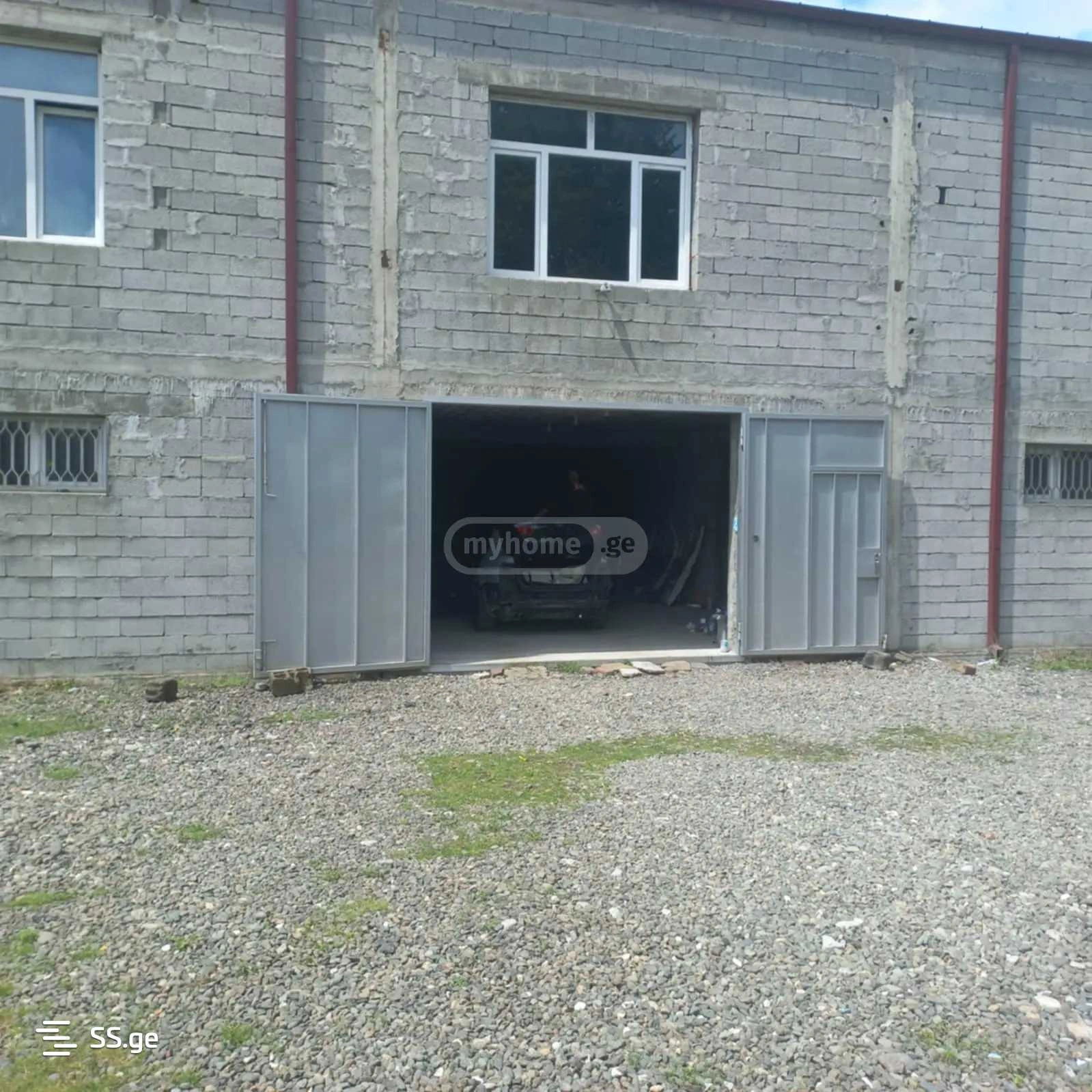 Warehouse 900 m² in Zugdidi, Georgia