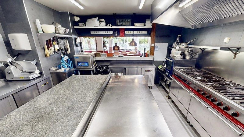 Modern restaurant / cafe / bar 123 m2 in Marigot, Saint Martin