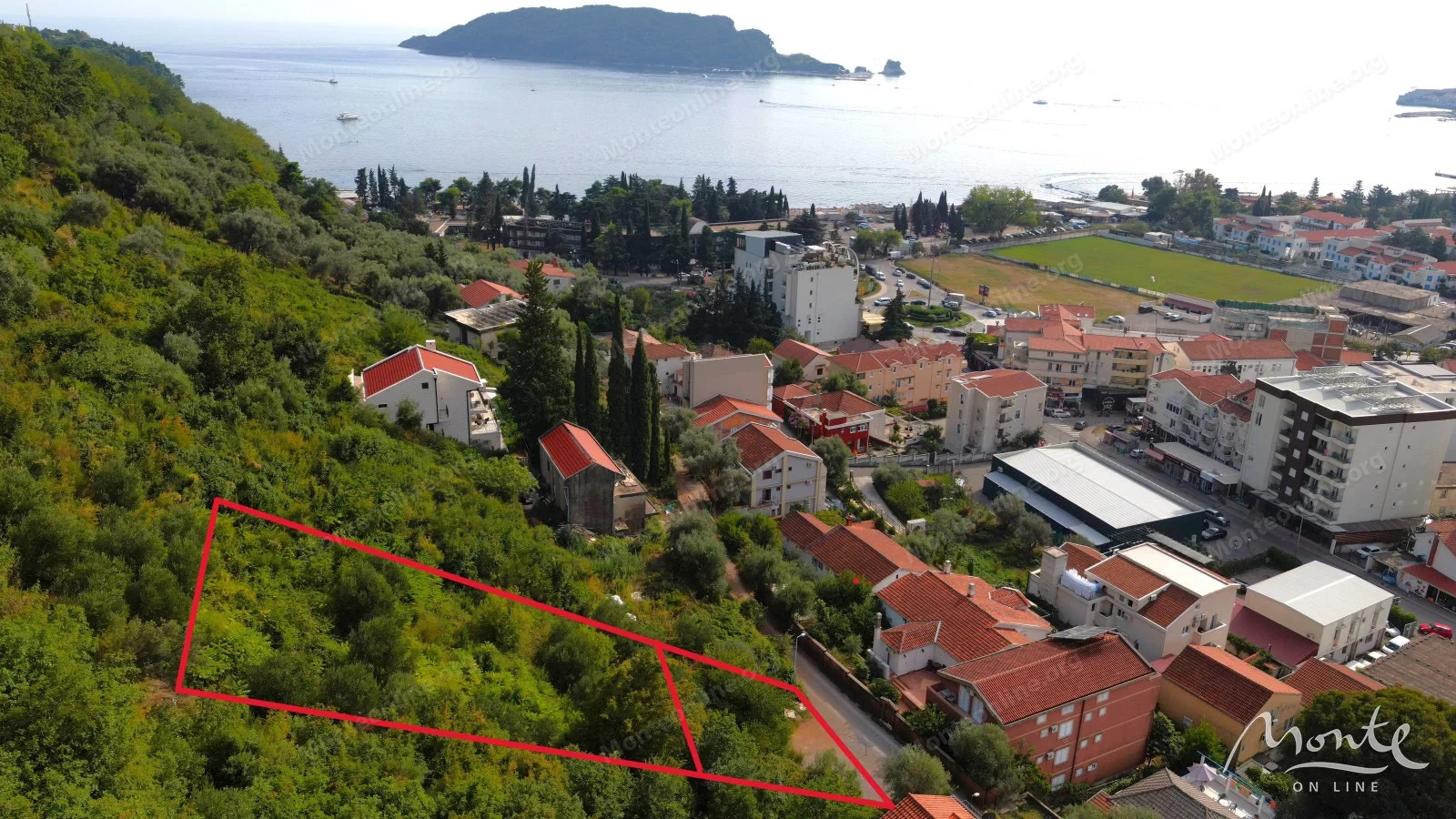 Grundstück von 3113 m² für den Bau urbaner Villen in Budva, Montenegro.