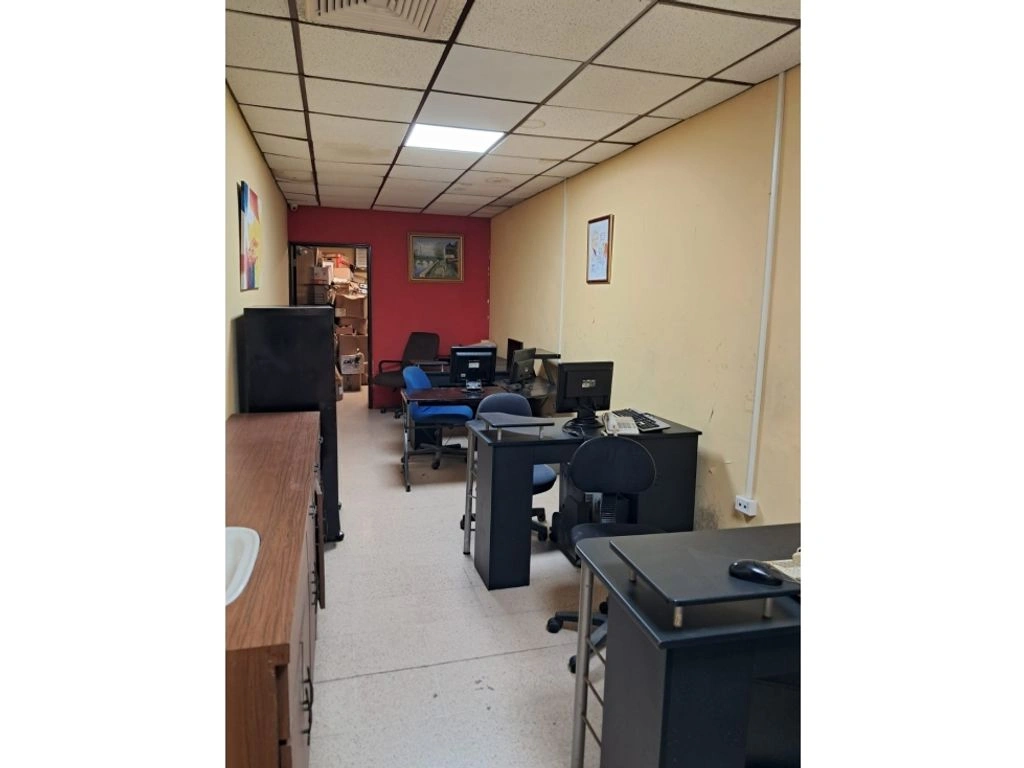 巴拿马城 1800 m² 大型办公室