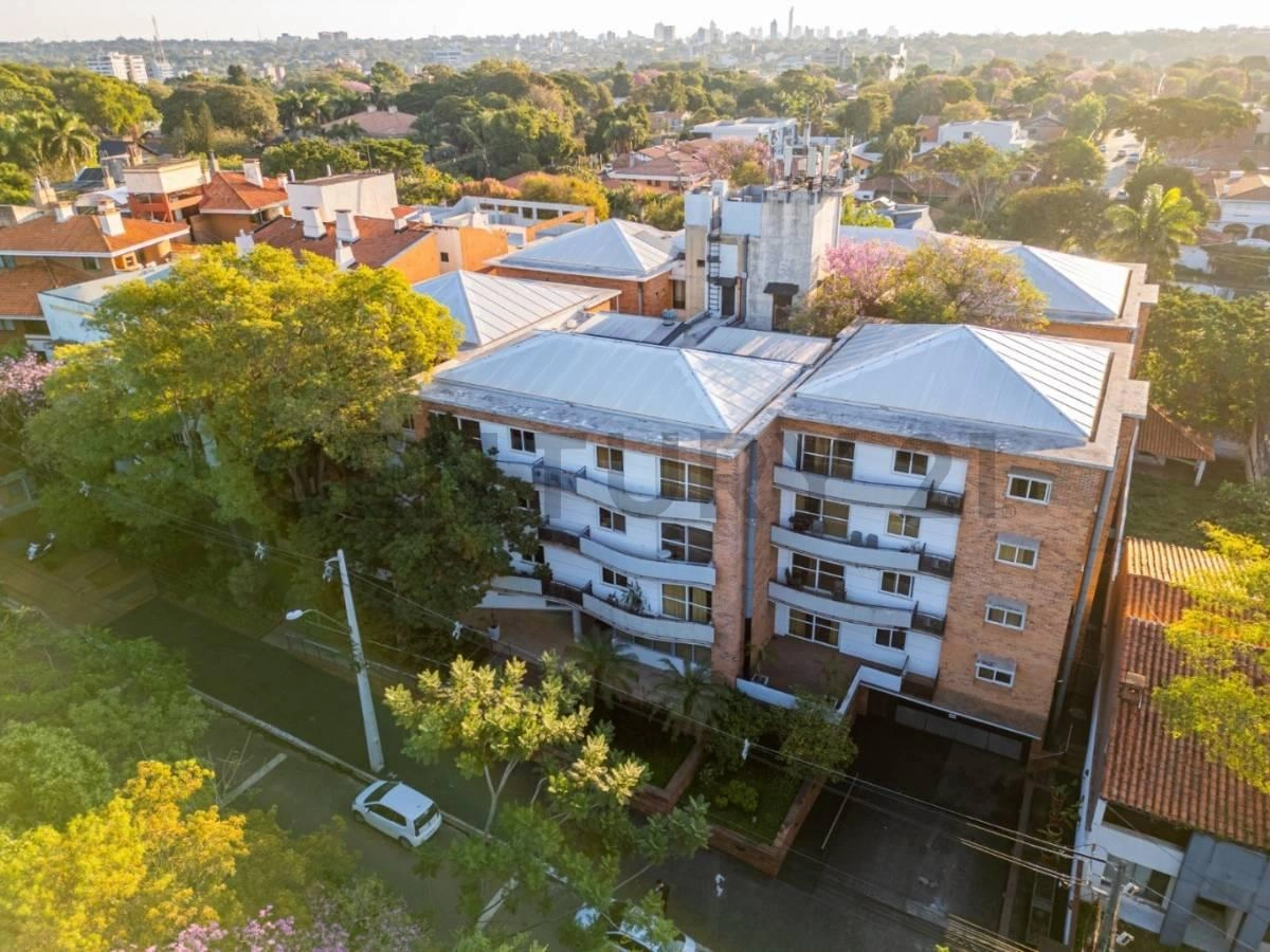 Local comercial emblemático de 6634 m² en Asunción, Paraguay