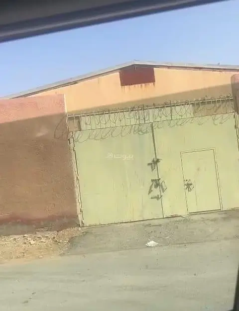 Riyad, Suudi Arabistan'da 3500 m² depo