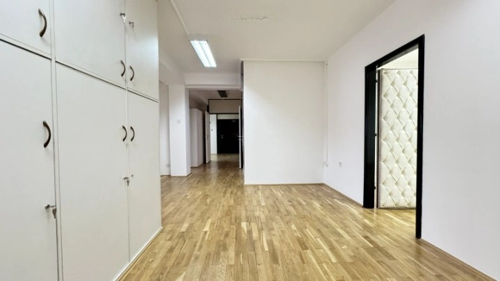 Офис 210 м2 в центре Белграда, Сербия