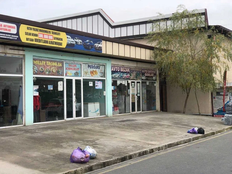 乌兹别克斯坦安集延市 75 m2 城市商业用房