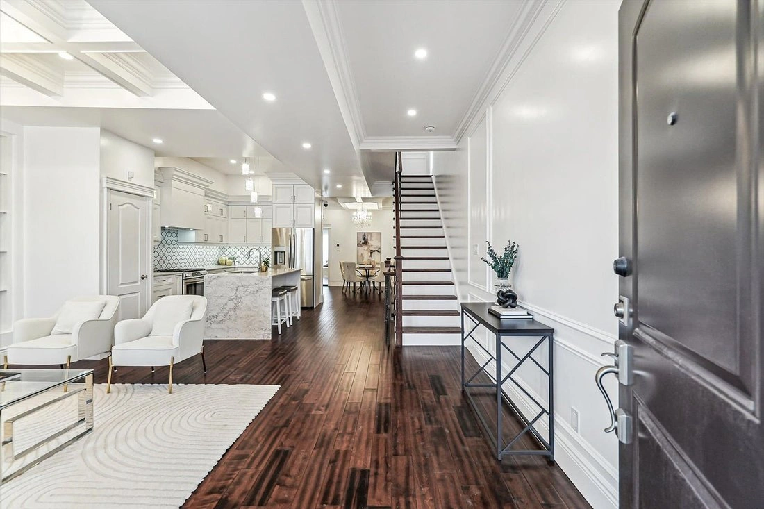 خانهای جادار 210 مترمربع در تورنتو، کانادا