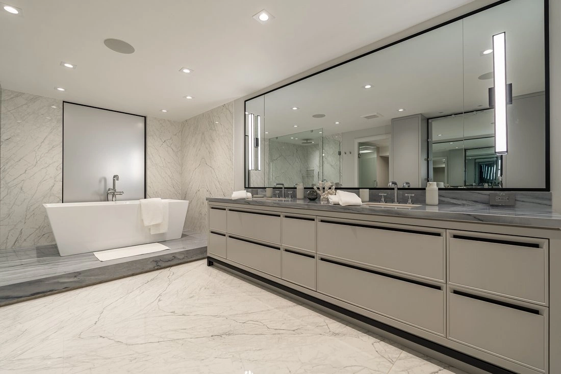 Townhouse 270 m2 in Toronto, Canada