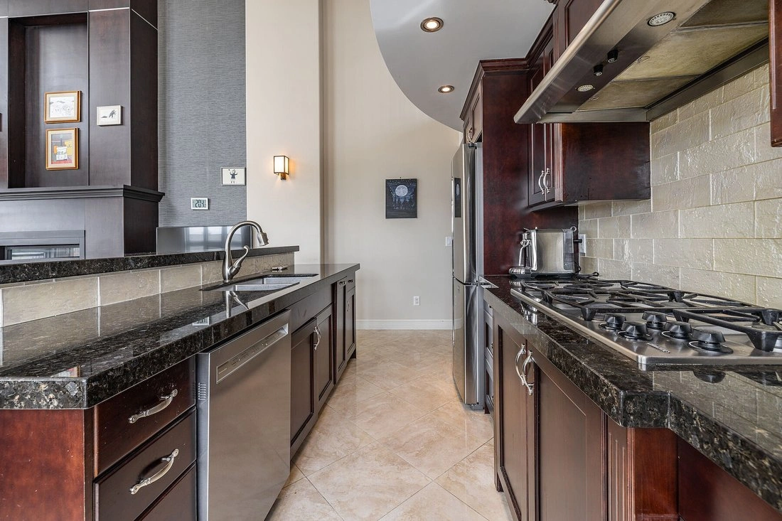 پنتهاوس لوکس 220 m² در ادمونتون، کانادا