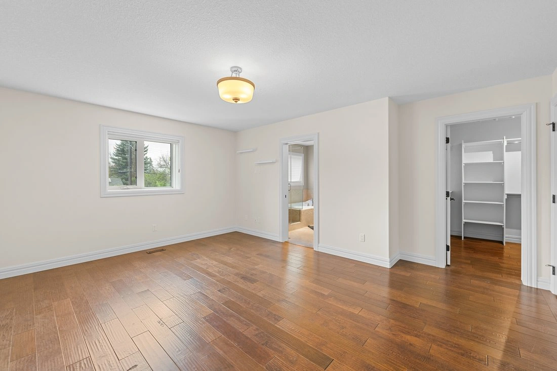 خانهای جادار 210 m2 در ادمونتون، کانادا