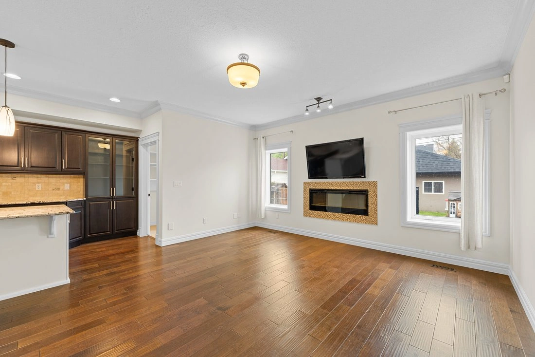 خانهای جادار 210 m2 در ادمونتون، کانادا