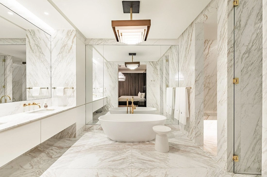 Furnished apartment 411 m2 in Montreal, Canada