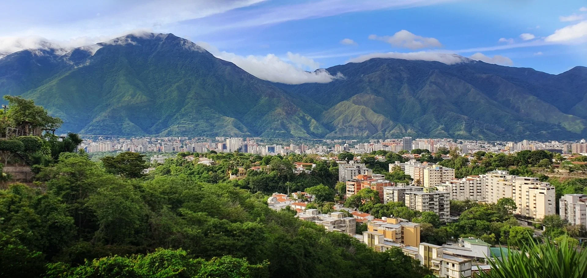 Servizio di Pianificazione di Tour Mondiali a Caracas – Esperti in Itinerari Globali | VelesClub Int.