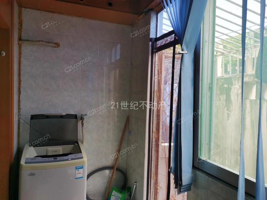 آپارتمان مدرن 79 m2 در شانگهای، چین