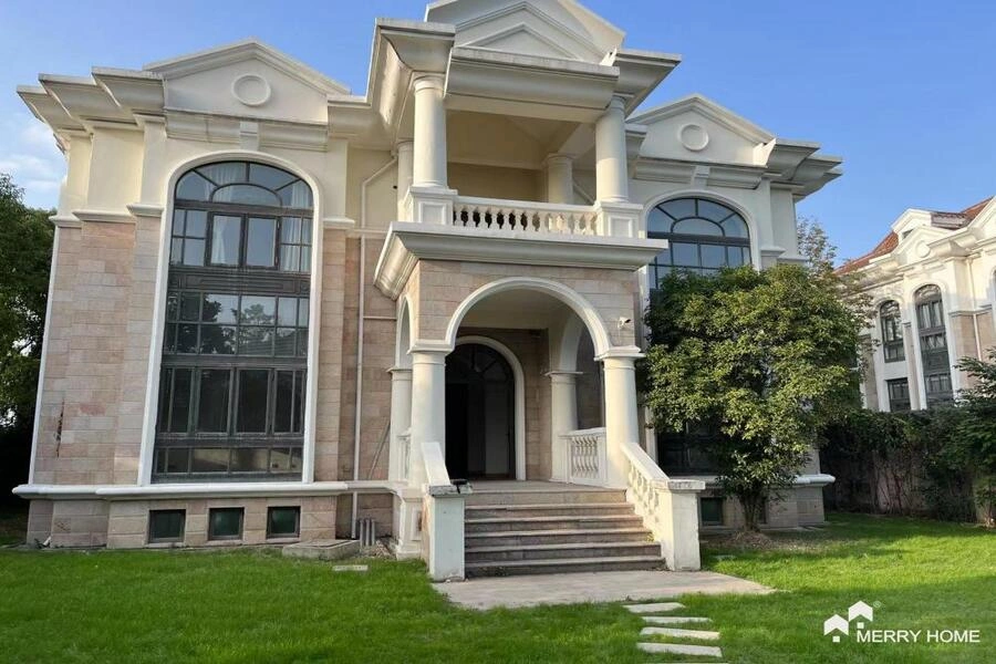 Unique villa 705 m2 in Shanghai, China