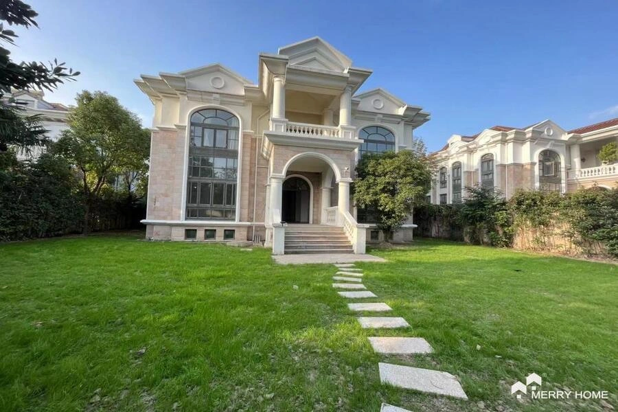 Unique villa 705 m2 in Shanghai, China