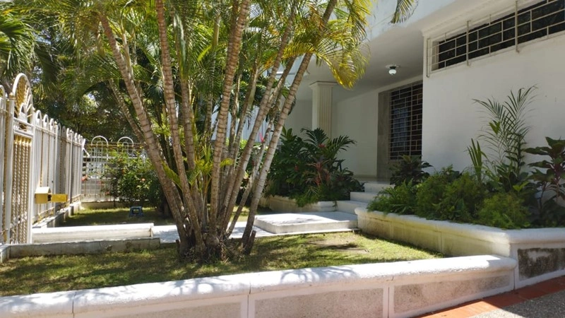 बारांकीया, कोलंबिया में 330 m² का विशाल घर