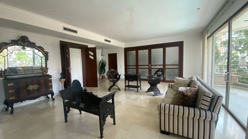 Barranquilla, Colombia में 329 m² का अपार्टमेंट